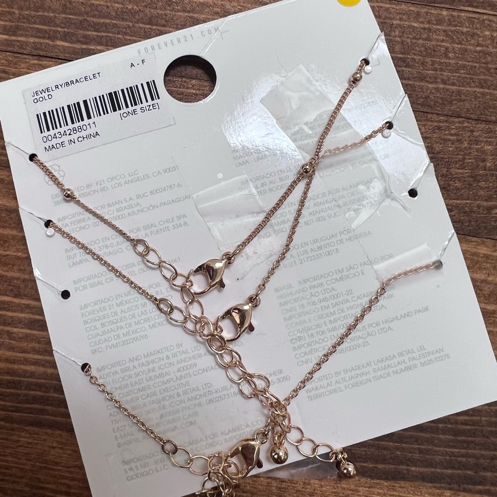 FWP Forever 21 Set of 3 gold bracelets - Picture 2 of 2